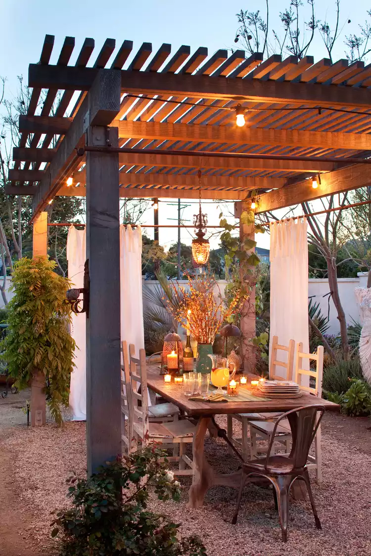 Creating a Perfect Outdoor Oasis with a Pergola Canopy