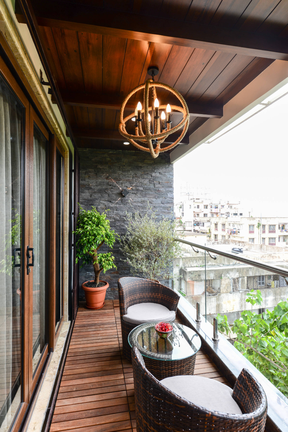 Creating a Stunning Balcony Space with Thoughtful Design Choices