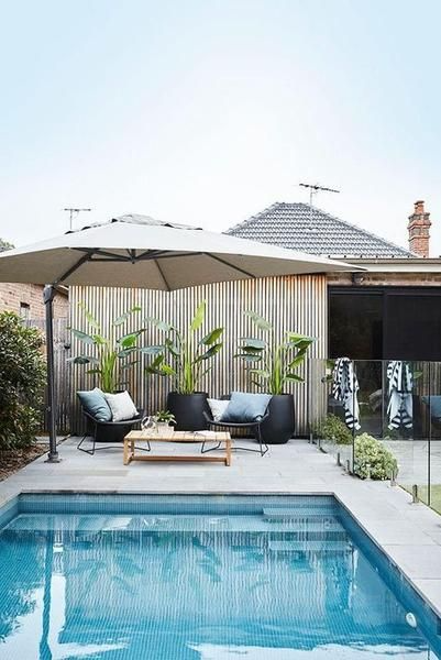 Creating a Stunning Oasis: Pool Landscaping Ideas to Transform Your Outdoor Space