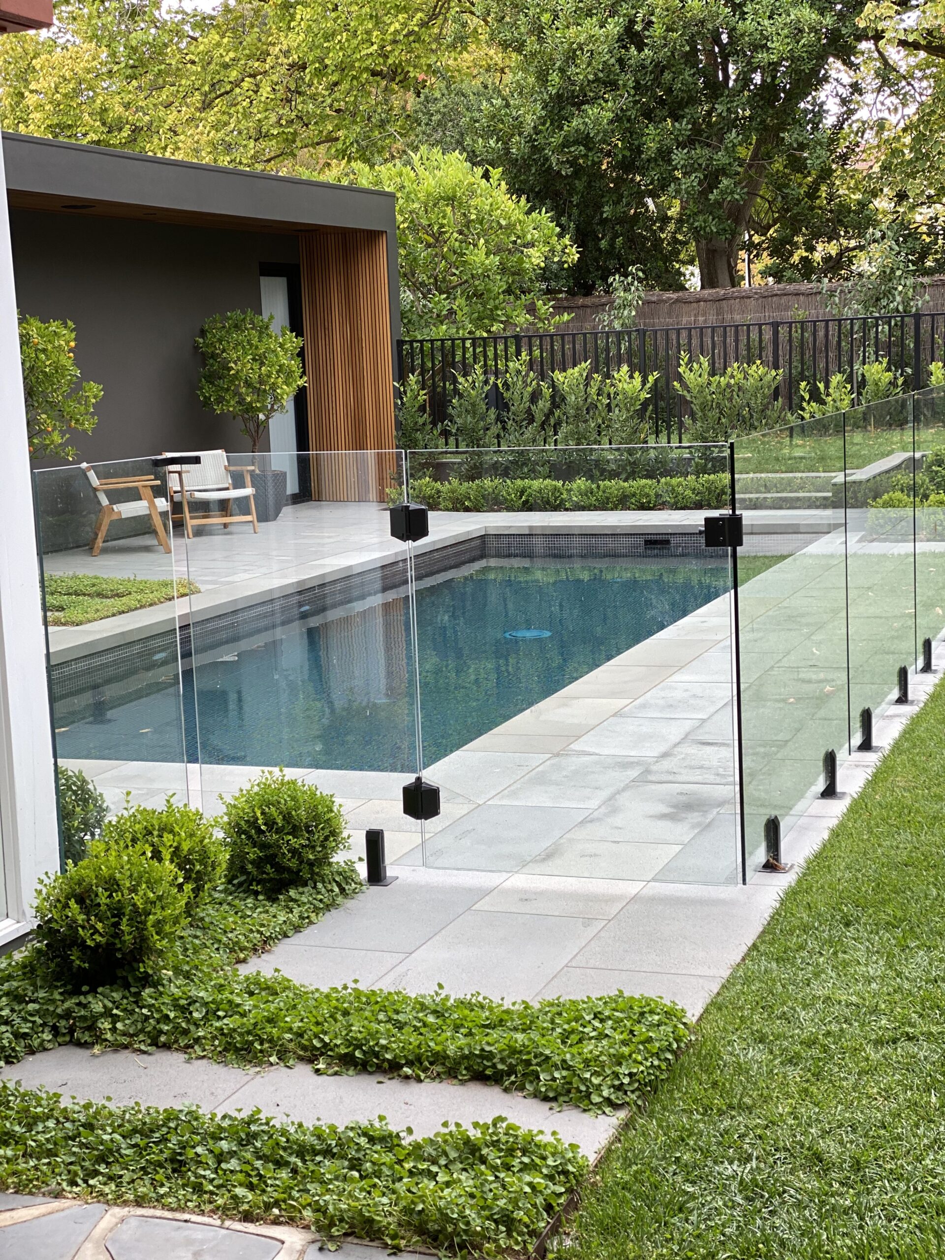 Creating a Stunning Pool Area with Beautiful Landscaping