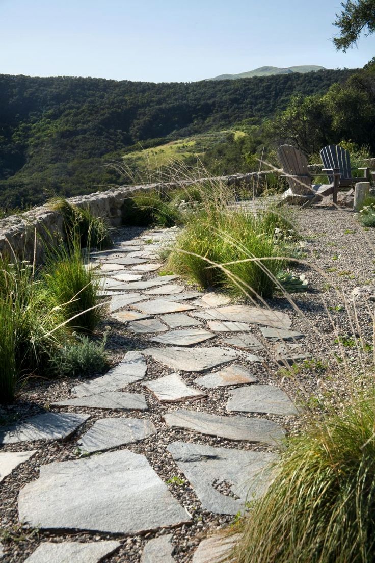 Creating a Timeless Flagstone Patio Design for Your Outdoor Space