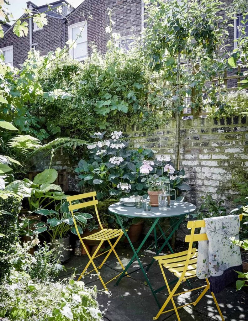 small garden courtyard ideas