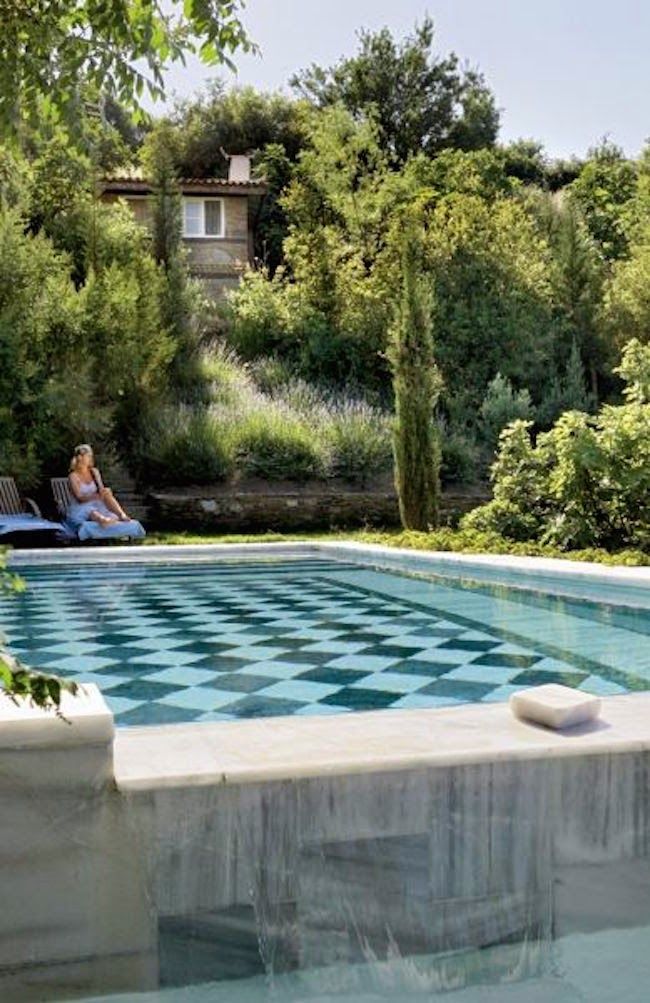 Creating the Perfect Oasis: A Dive into Stunning Pool Designs