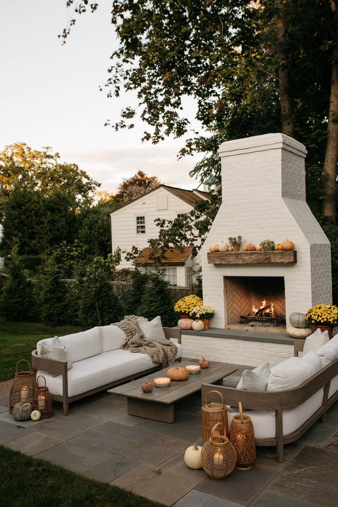 Creating the Perfect Outdoor Oasis: A Guide to Designing Your Dream Patio