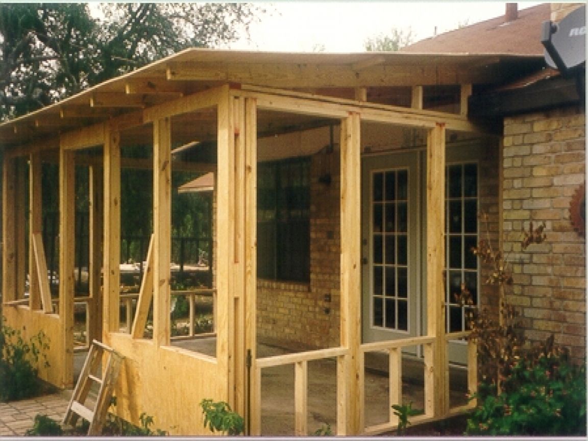 Creating the Perfect Screened-In Porch: Designs for Your Outdoor Oasis