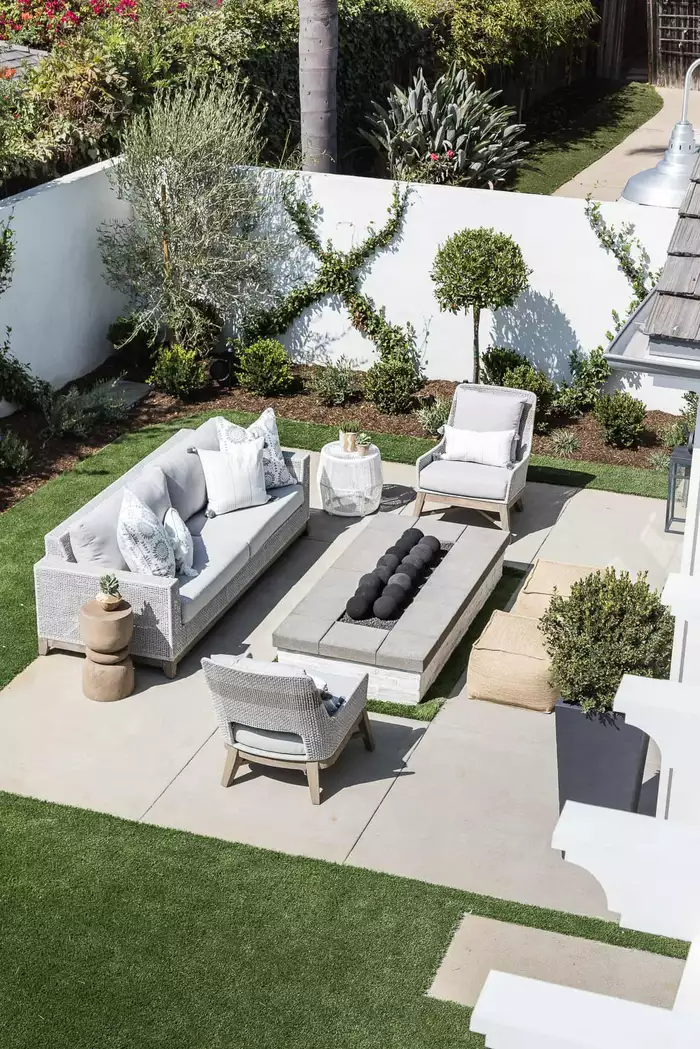 Creative Designs for Stylish Concrete Patios