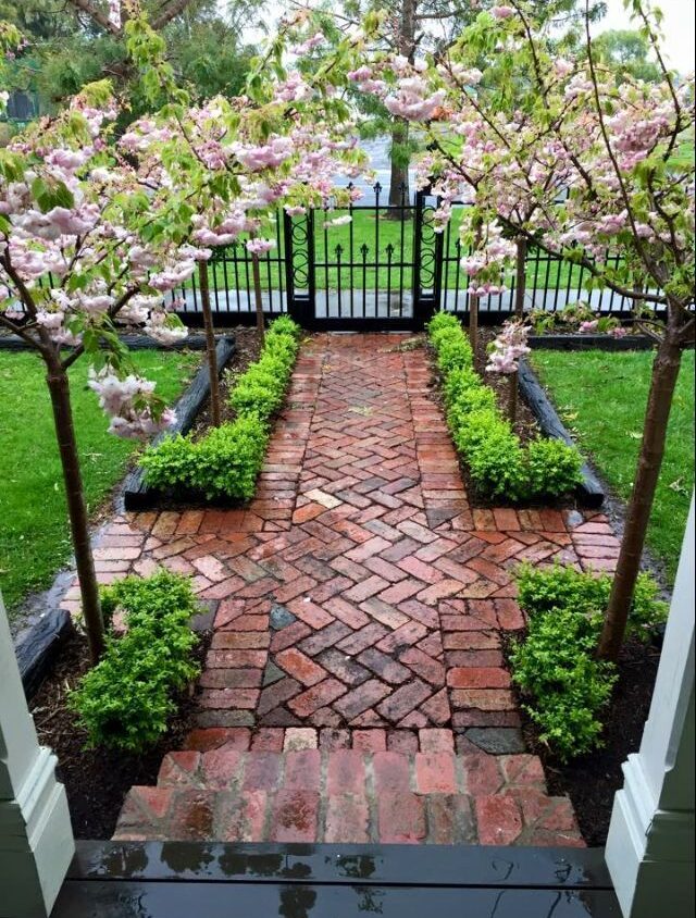 Creative Front Garden Design Concepts