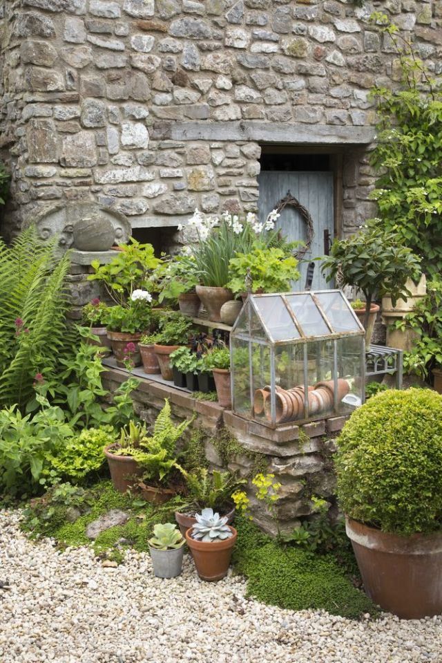 small garden courtyard ideas