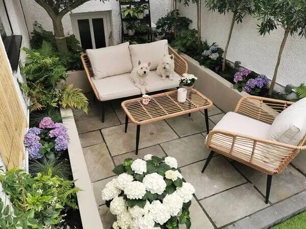 Creative Outdoor Spaces: Small Patio Ideas for Townhouse Living