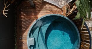 round pool deck ideas