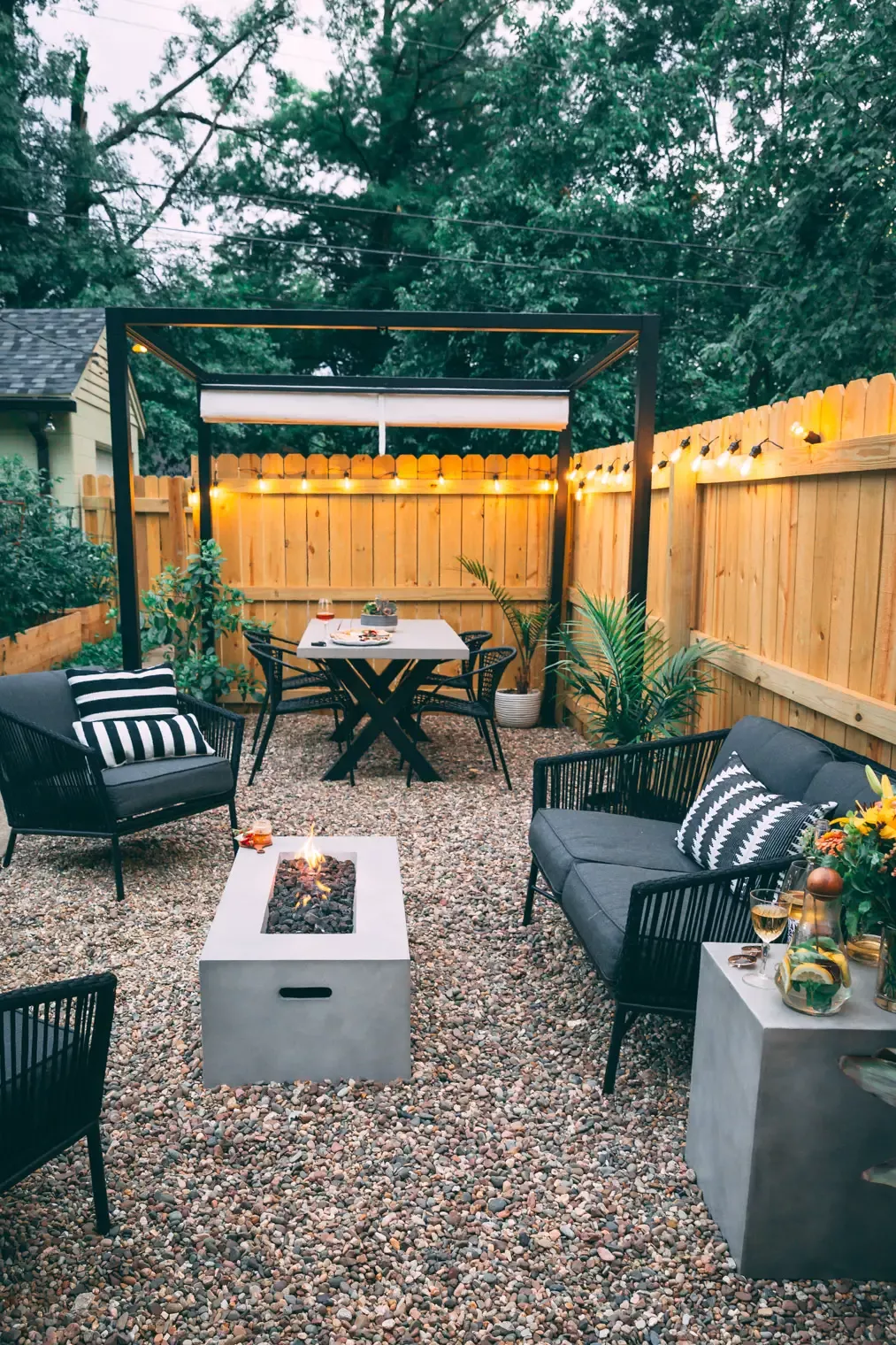 Creative Small Backyard Patio Design Ideas