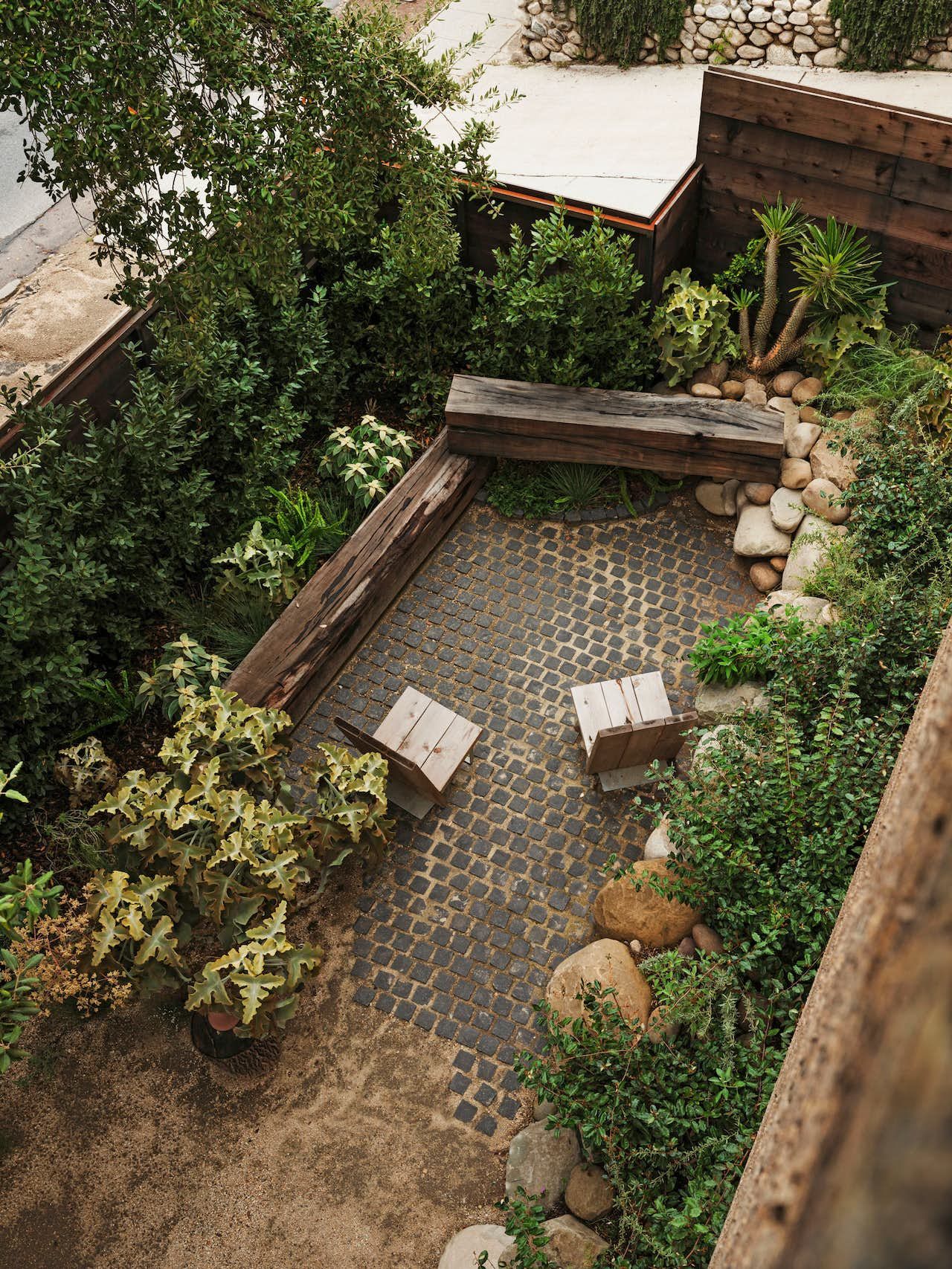 Creative Solutions for Designing Gardens in Compact Spaces