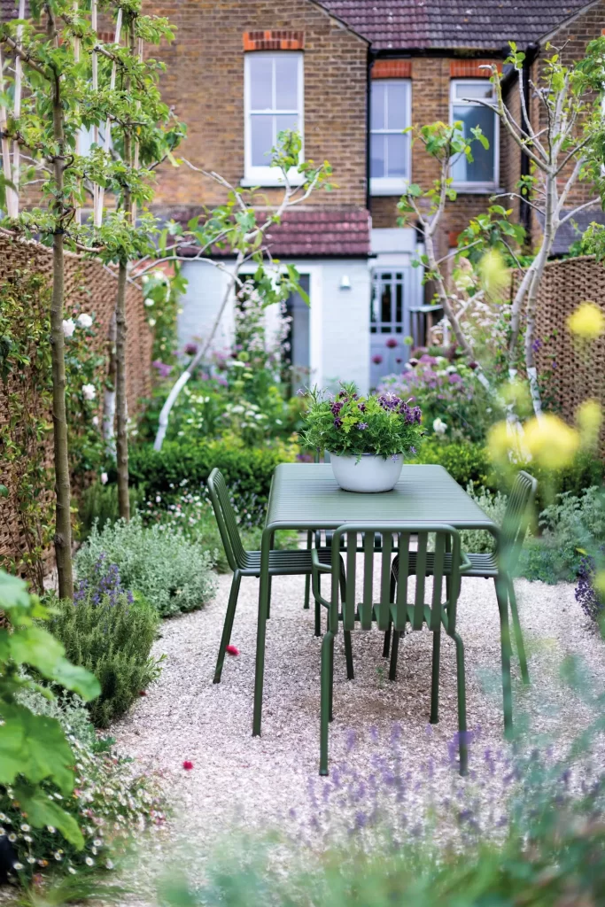 small garden space ideas