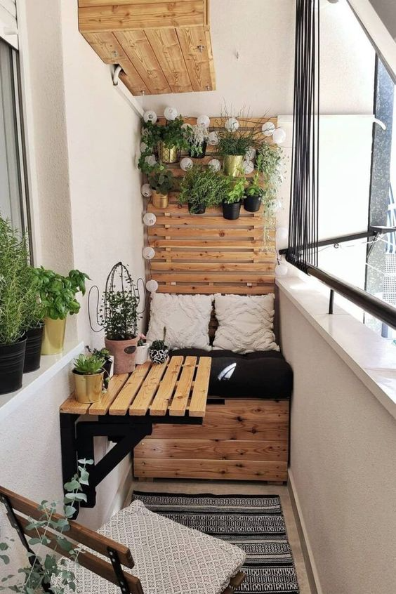 Creative Ways to Maximize Your Tiny Patio Space