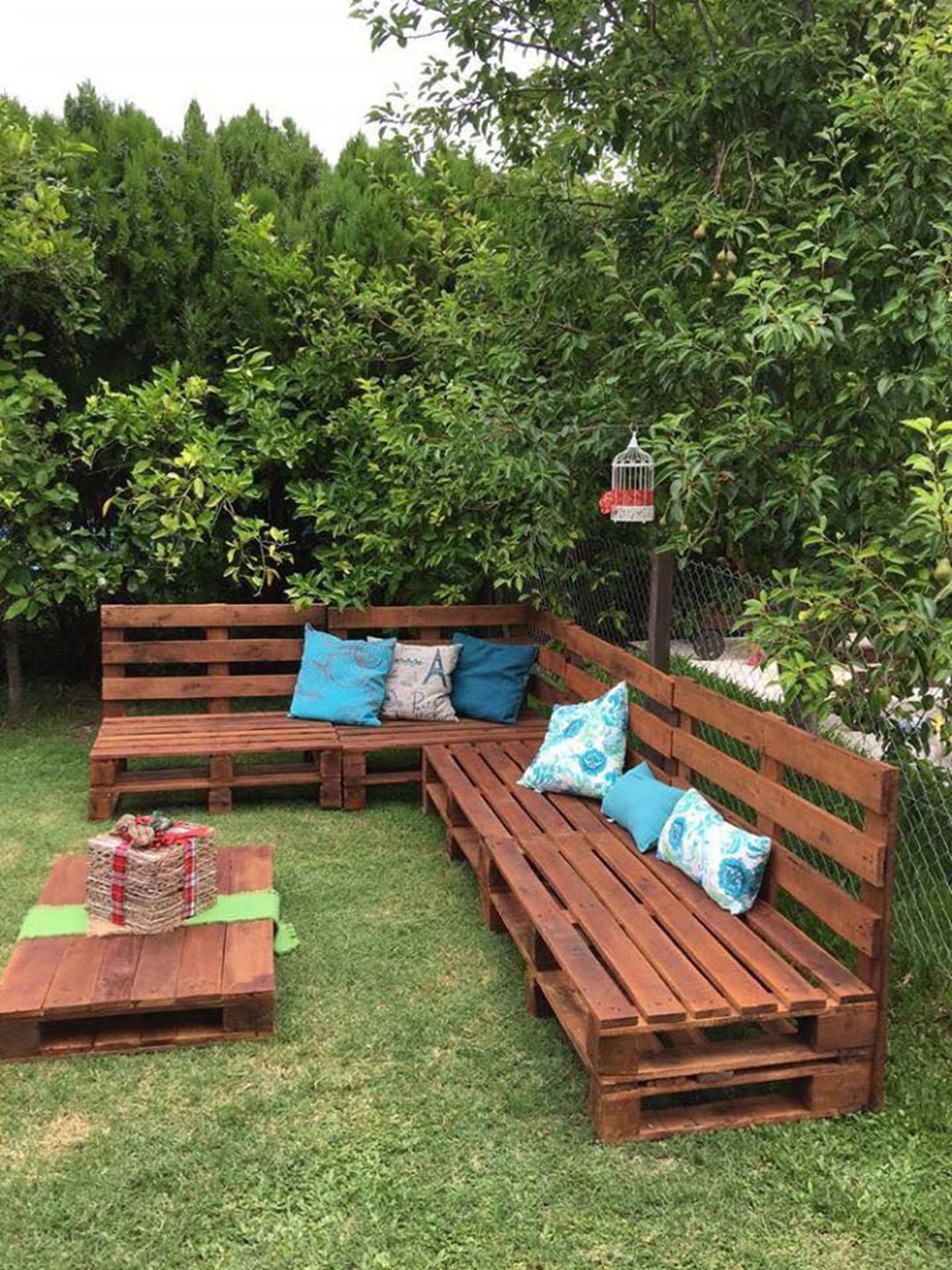 Creative Ways to Repurpose Pallets in Your Garden