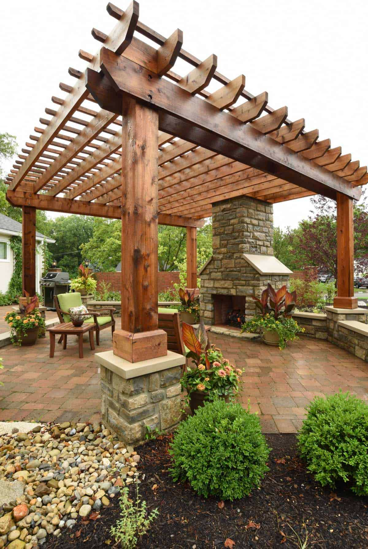 Creative Ways to Transform Your Outdoor Space with Pergola Designs