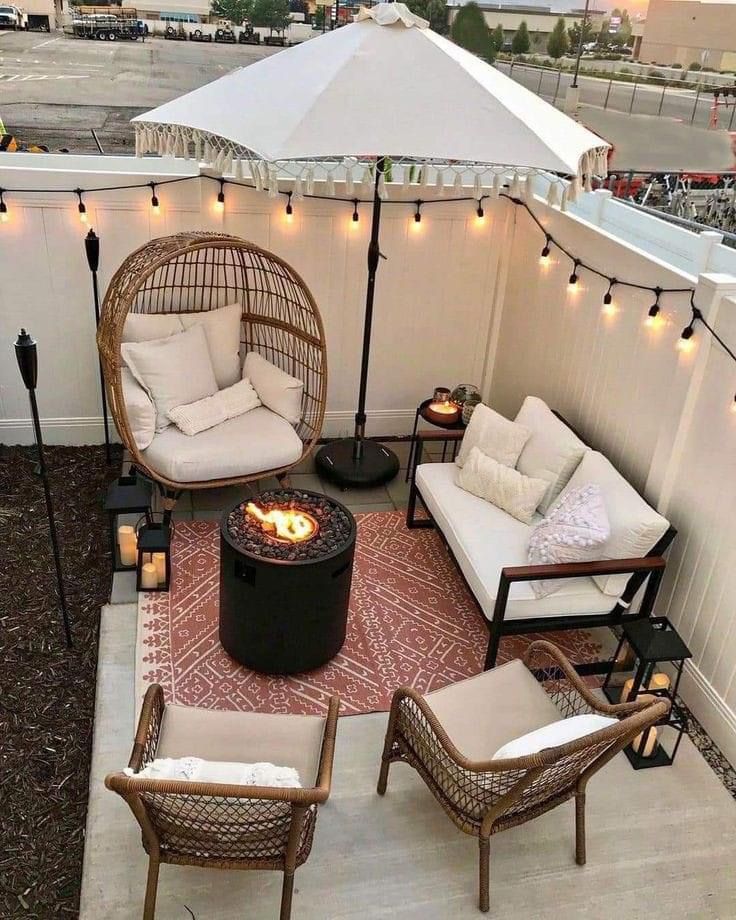 Creative Ways to Transform Your Townhouse Patio into a Cozy Oasis