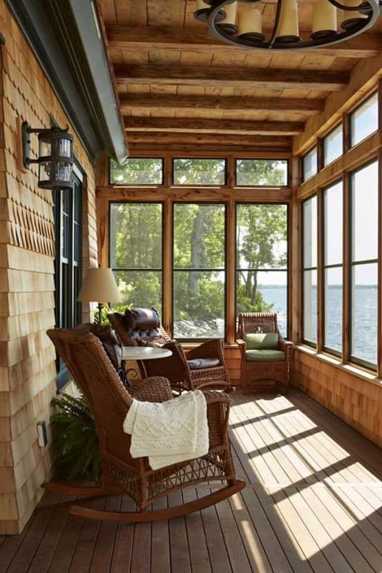 Creative and Inspiring Ideas for Enclosed Porches