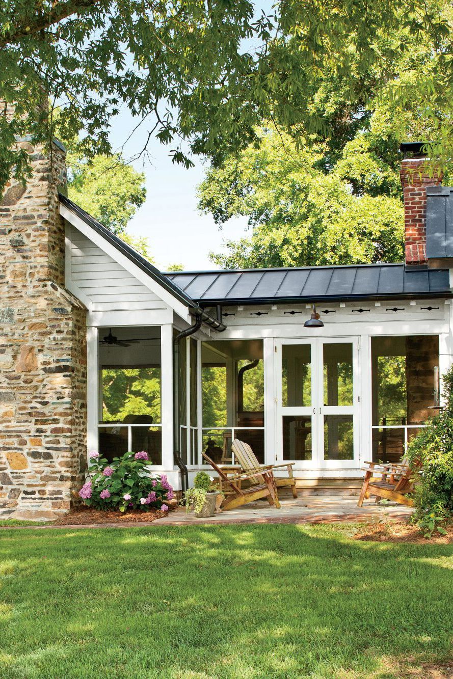 Designing and Creating Your Dream Screened-In Porch