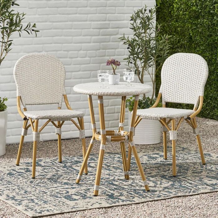 Discover the Perfect Outdoor Bistro Set for Your Patio Dining Experience