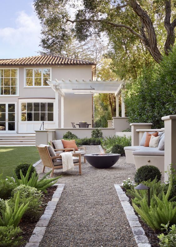 Effortless Backyard Design Ideas: Keeping Your Outdoor Space Low Maintenance