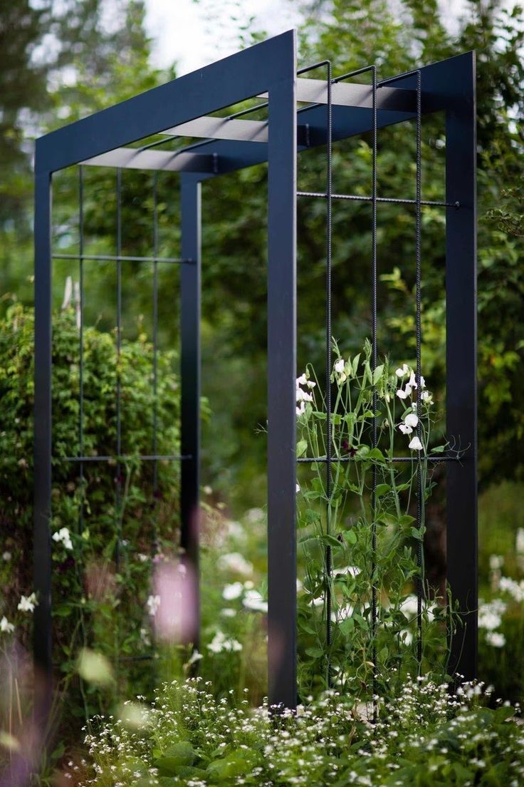 Elegant Metal Garden Arches: A Timeless
Addition to Your Outdoor Space