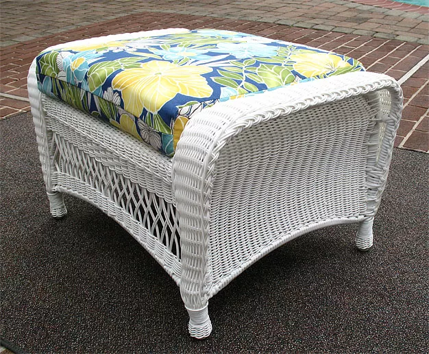 Elegant White Wicker Patio Furniture: A Timeless Addition to Your Outdoor Space