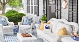 white wicker patio furniture