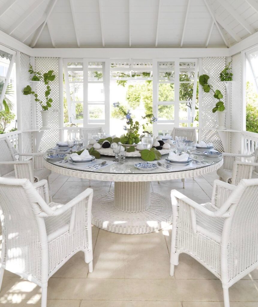 white wicker patio furniture