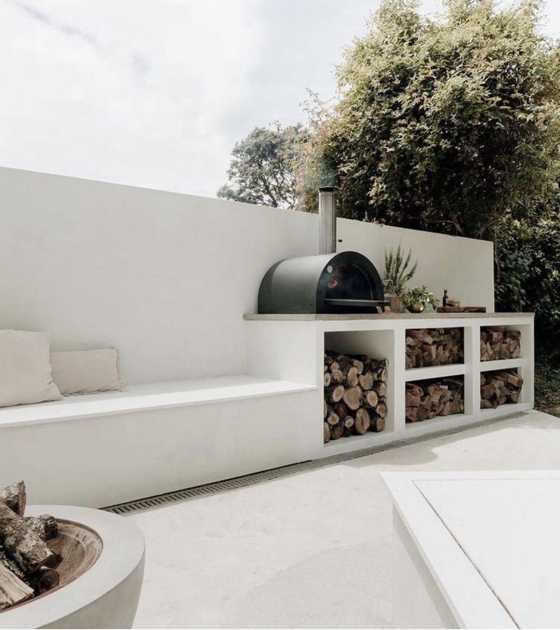 Elevate Your Al Fresco Dining Experience with These Outdoor Kitchen Concepts