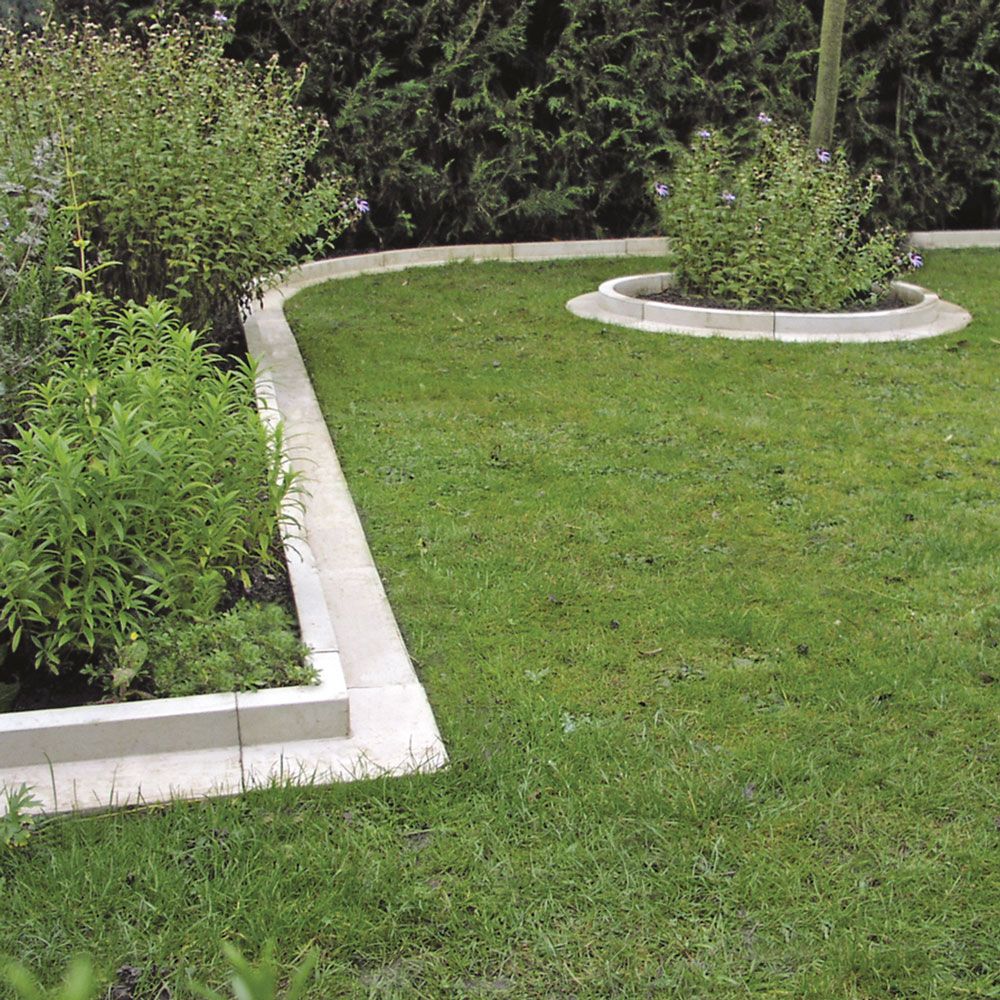 Enhance Your Garden with Beautiful Border
Edging