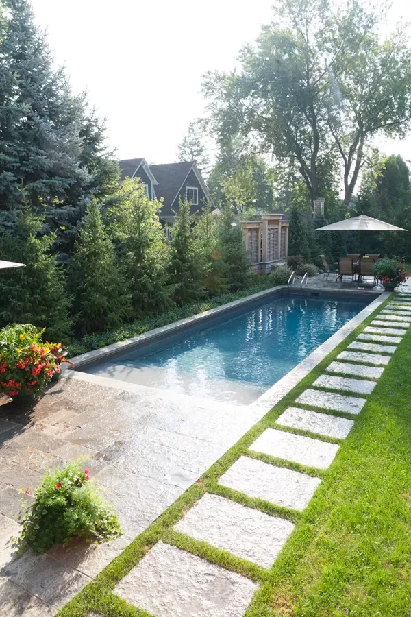 Enhance Your Outdoor Oasis with Beautiful Inground Pool Landscaping