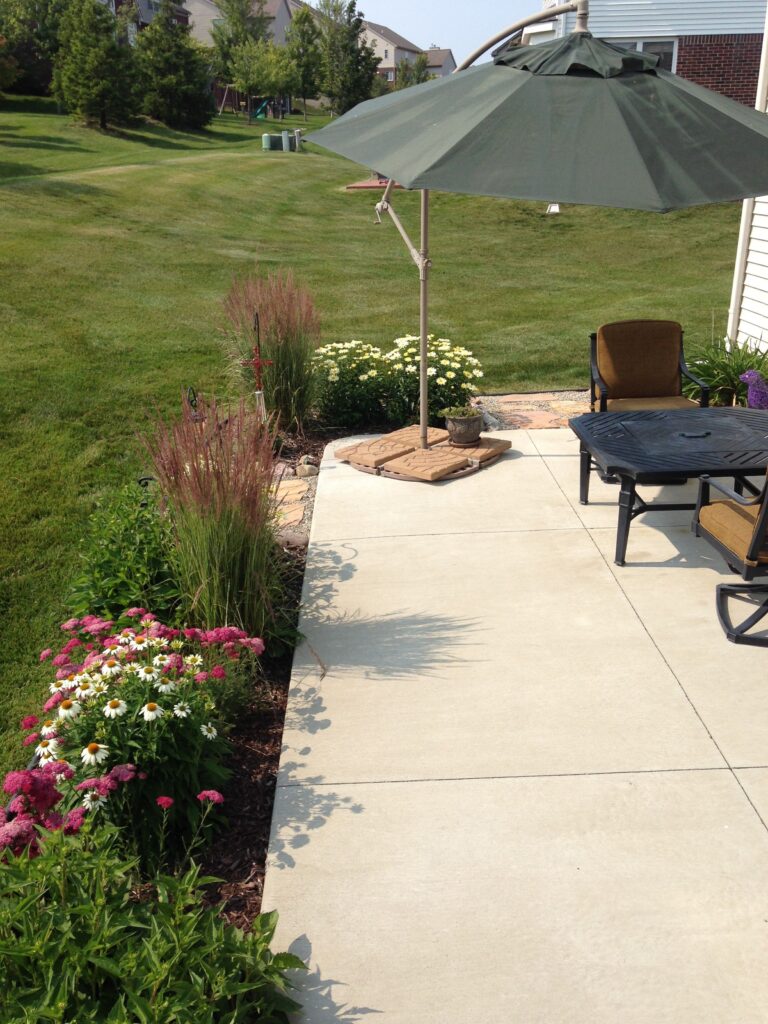 landscaping around patio