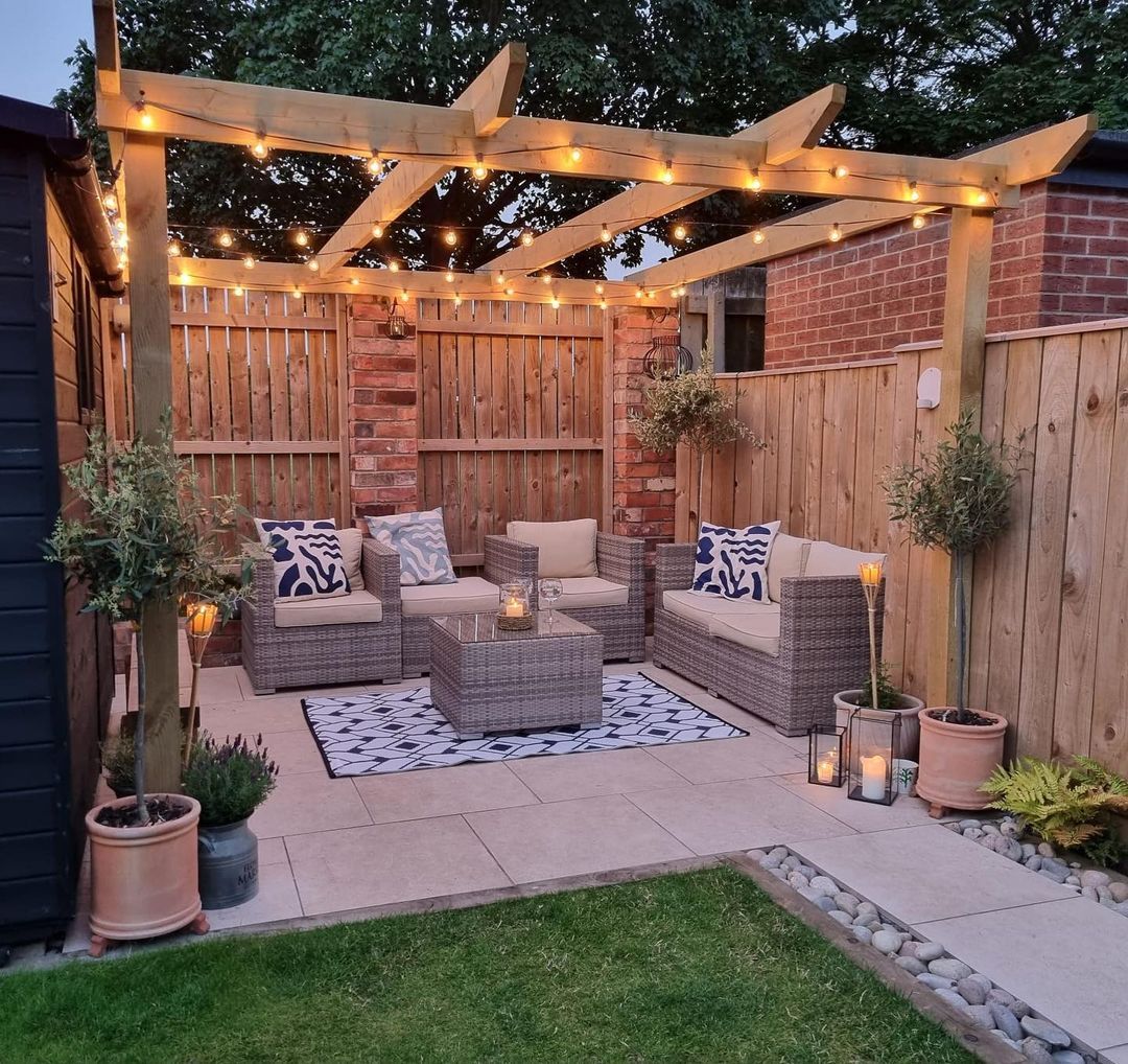 Enhance Your Outdoor Space with a Beautiful Garden Pergola