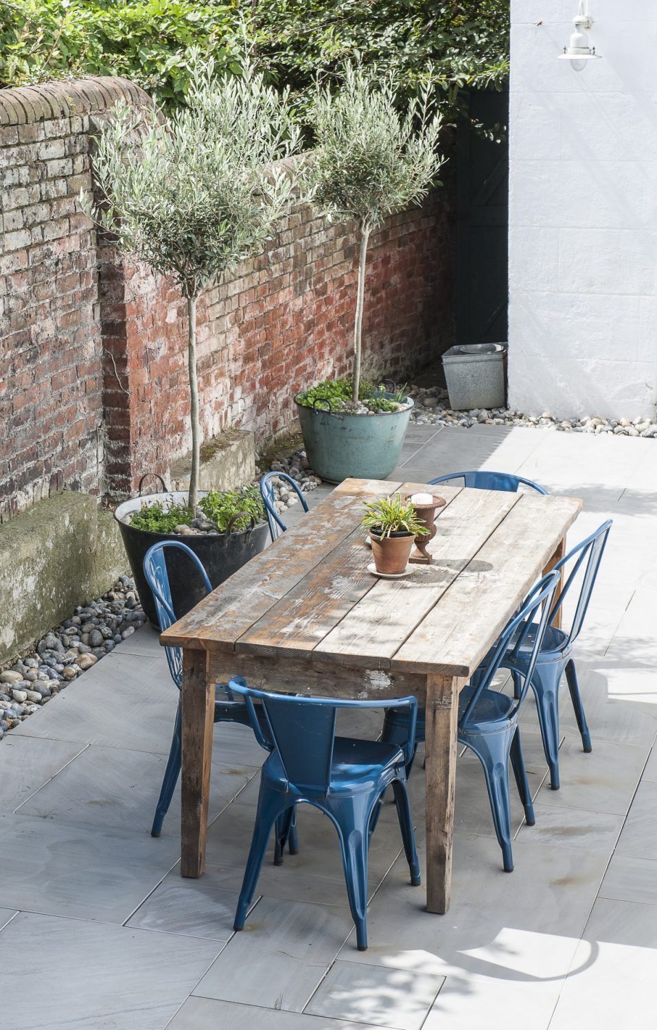 Enhance Your Outdoor Space with a Beautiful Garden Table