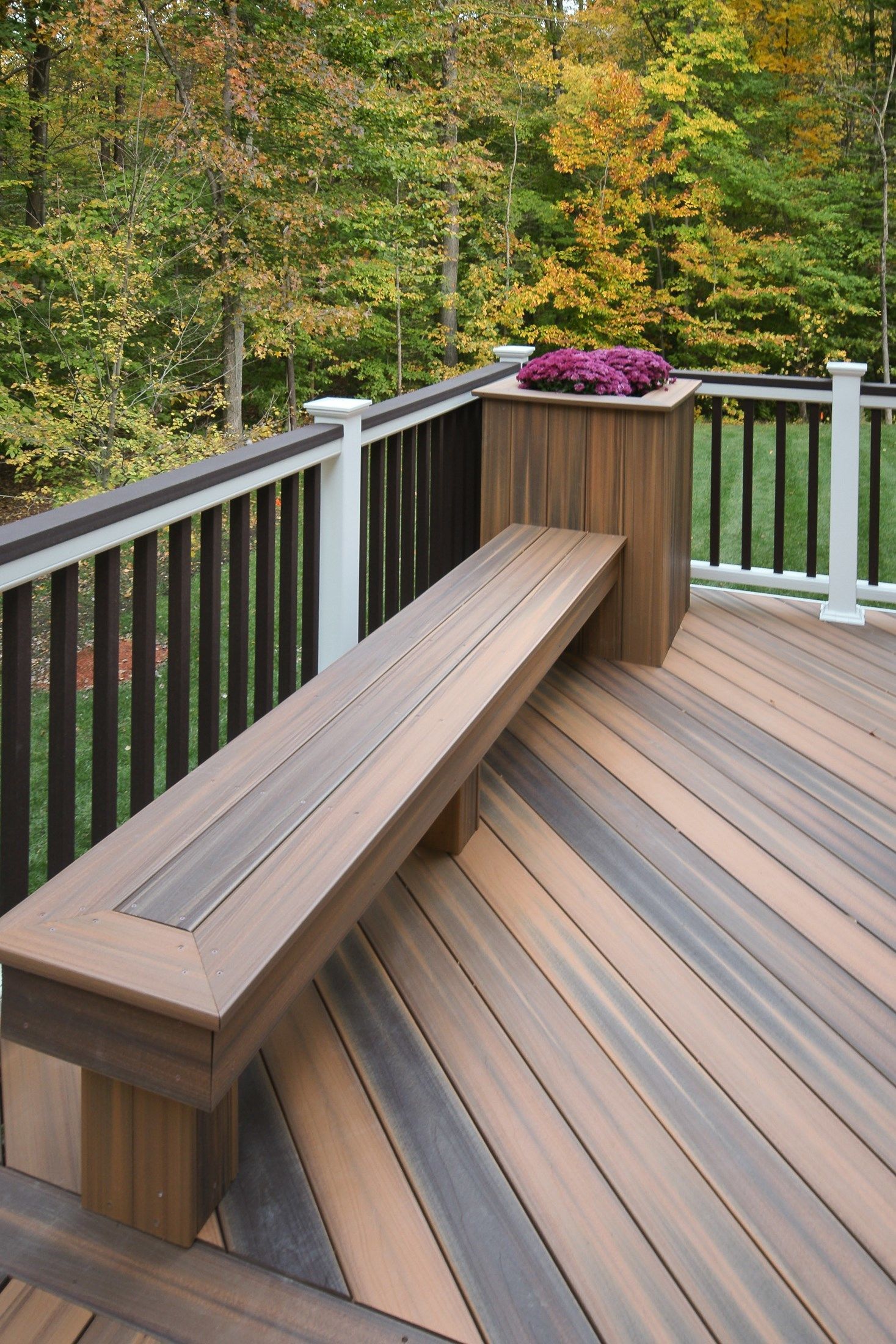 Enhancing Outdoor Spaces with Functional Deck Seating