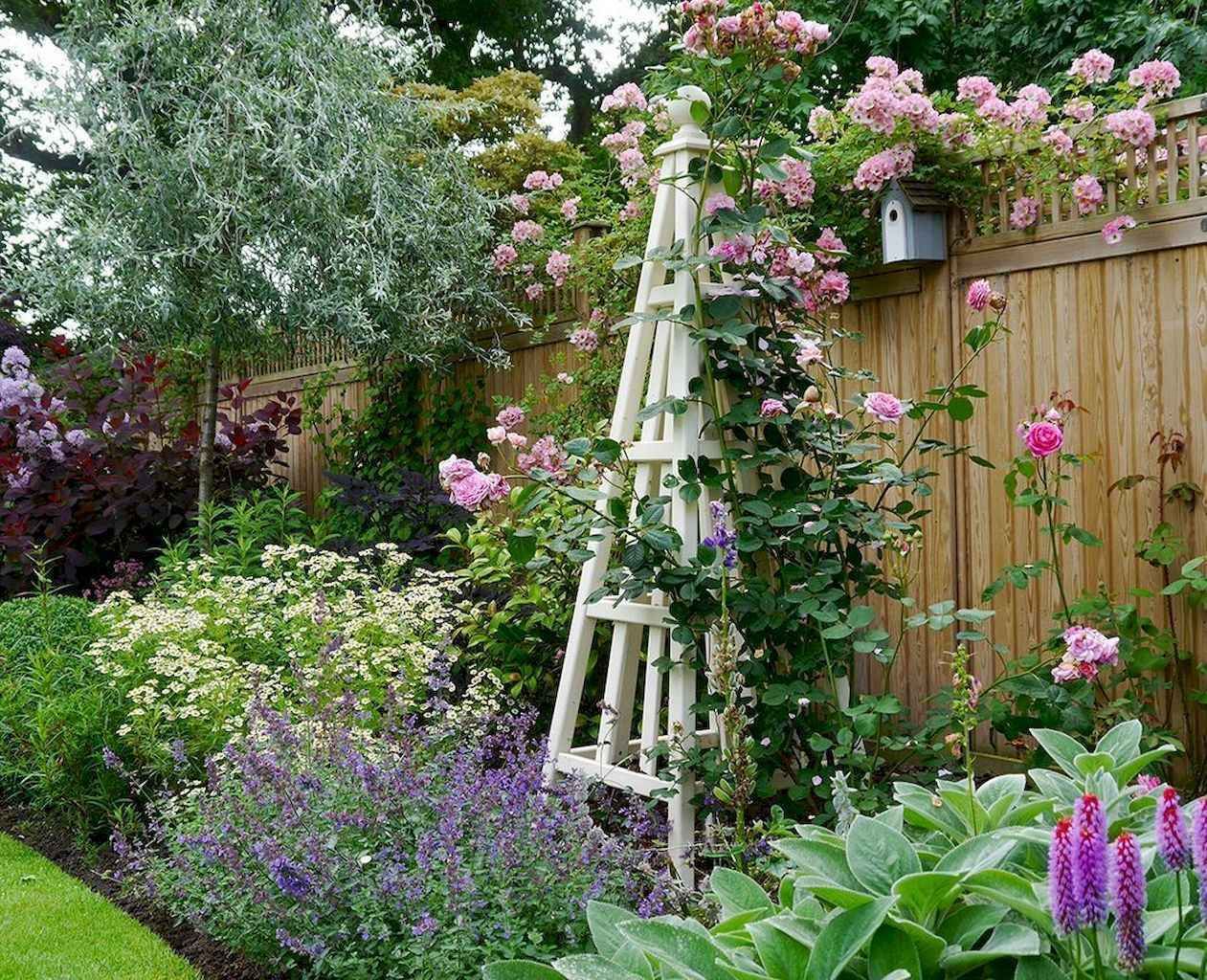 Enhancing Your Front Yard with Charming Cottage Garden Designs