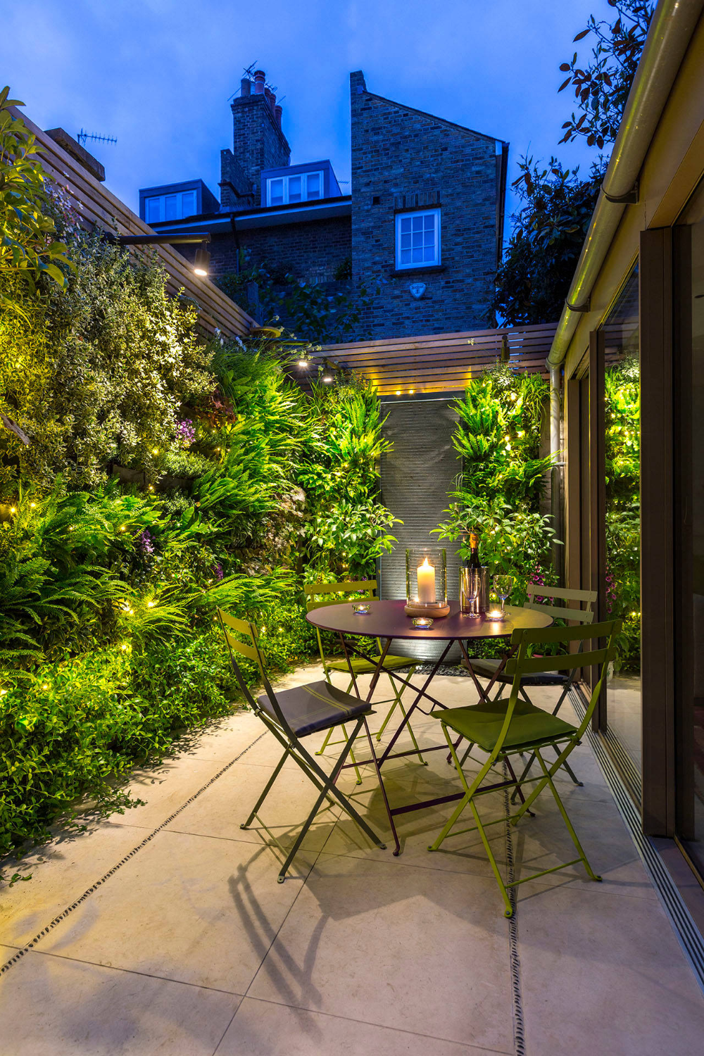 Enhancing Your Garden with a Charming Wall