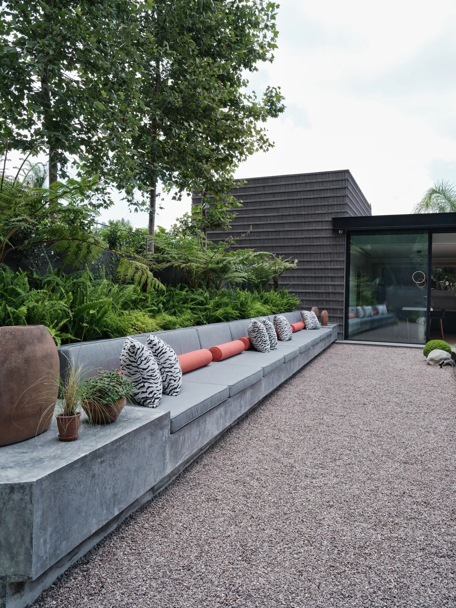 Enhancing Your Outdoor Space with Beautiful Retaining Walls