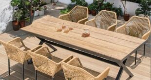 outdoor dining set