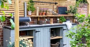 outdoor kitchen