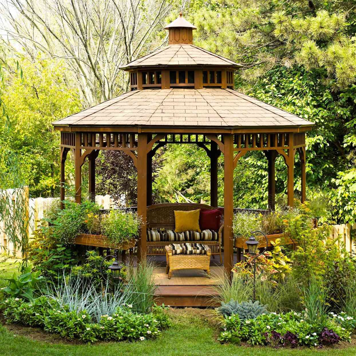 Explore Creative Ways to Design Your Garden Shelter with These Gazebo Ideas