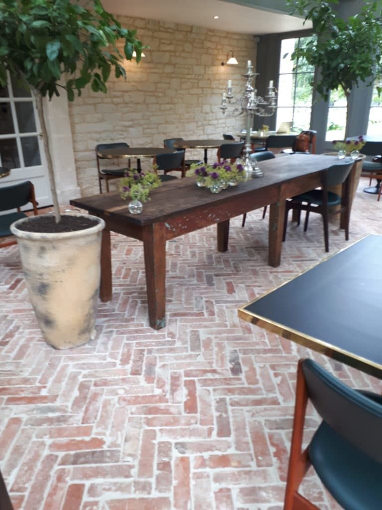 Exploring Different Types of Patio Tiles for Your Outdoor Space