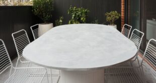 outdoor table