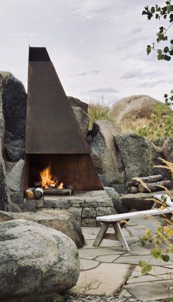 Exploring Unique and Stylish Outdoor Fireplace Designs