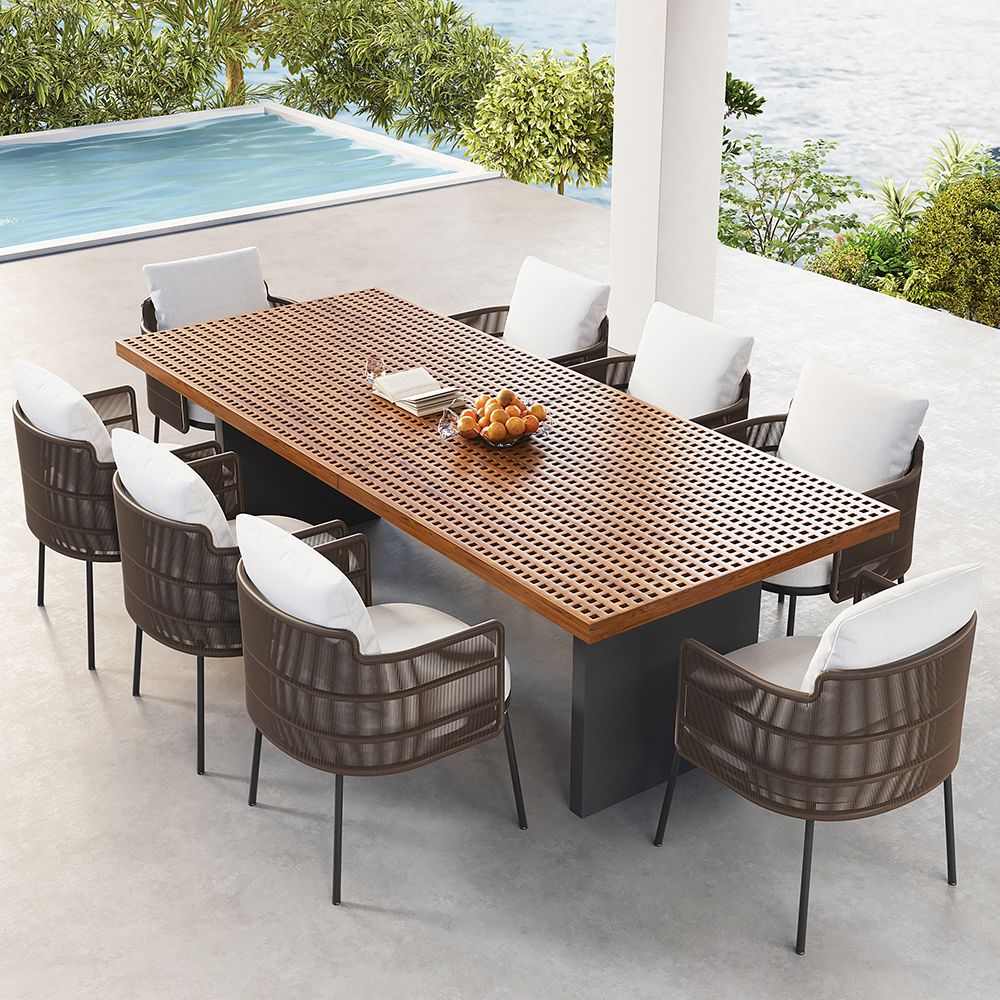 outdoor dining tables