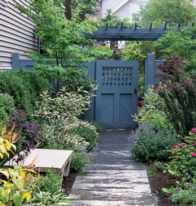 side yard gate