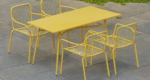 outdoor dining set