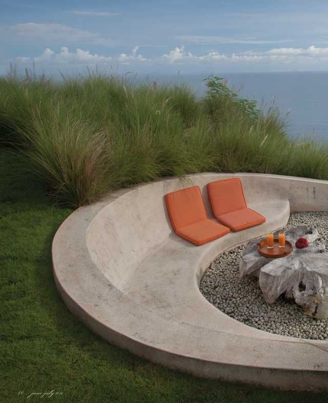 Exploring the Many Options for Outdoor Seating