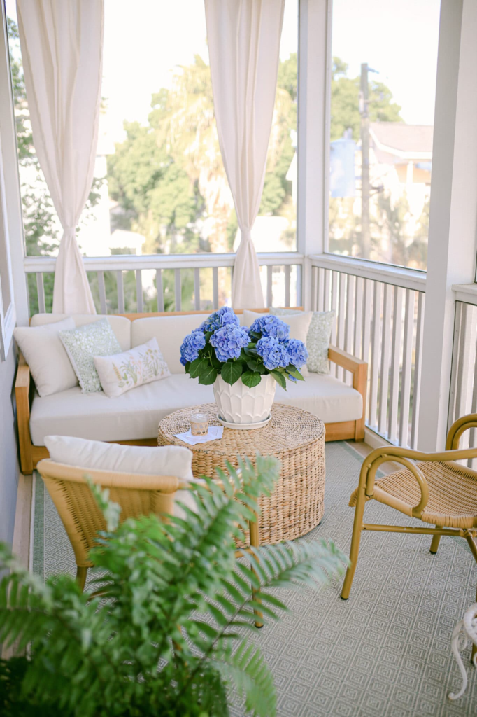 screened in porch decorating ideas